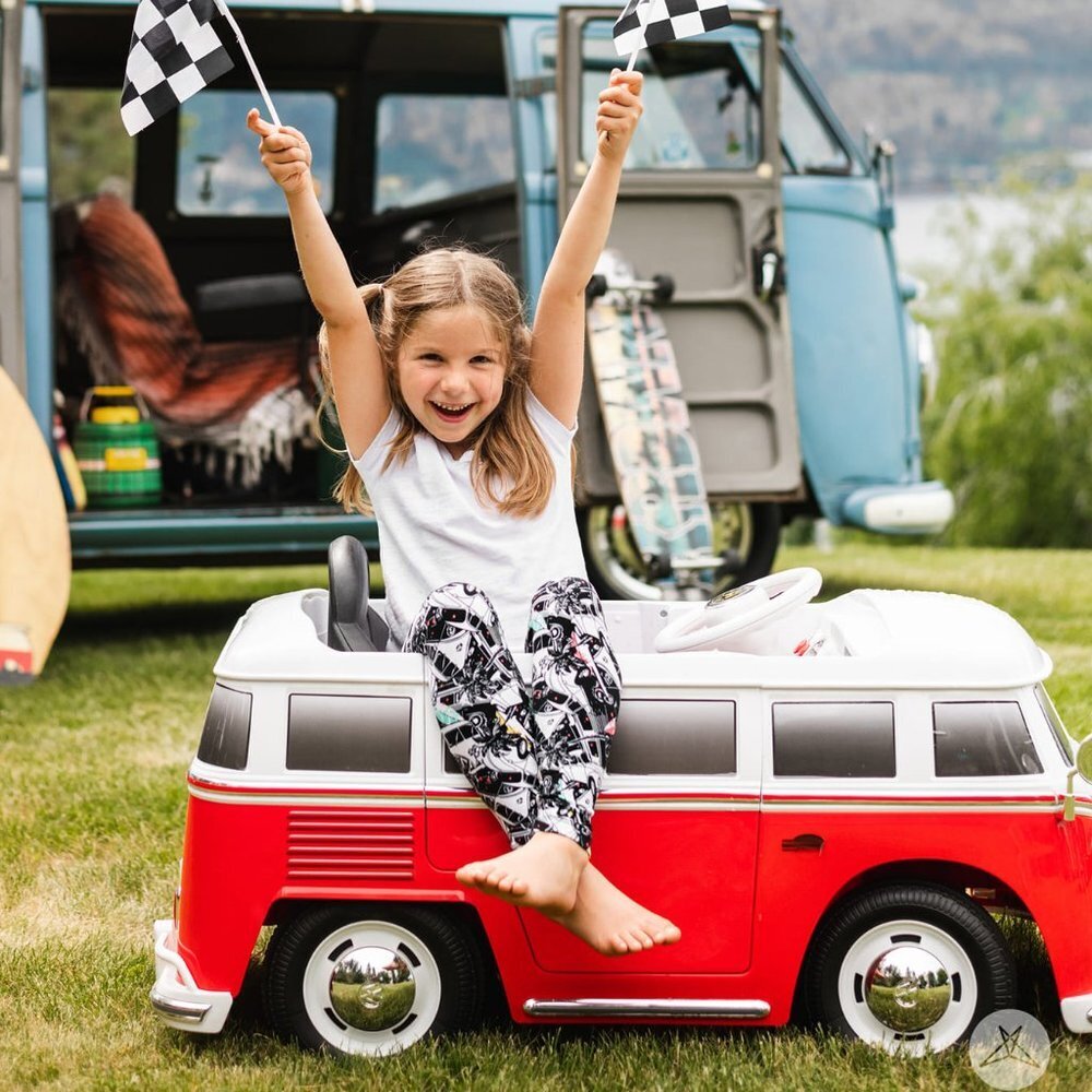 Sweet Legs CALIFORNIA DREAMIN' KIDS VW Bug Leggings